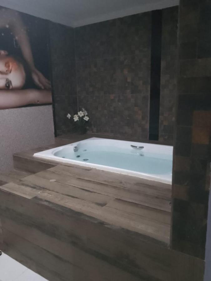 Hotel L Motel 1001 Noites - Setor O Brezilya Dış mekan fotoğraf